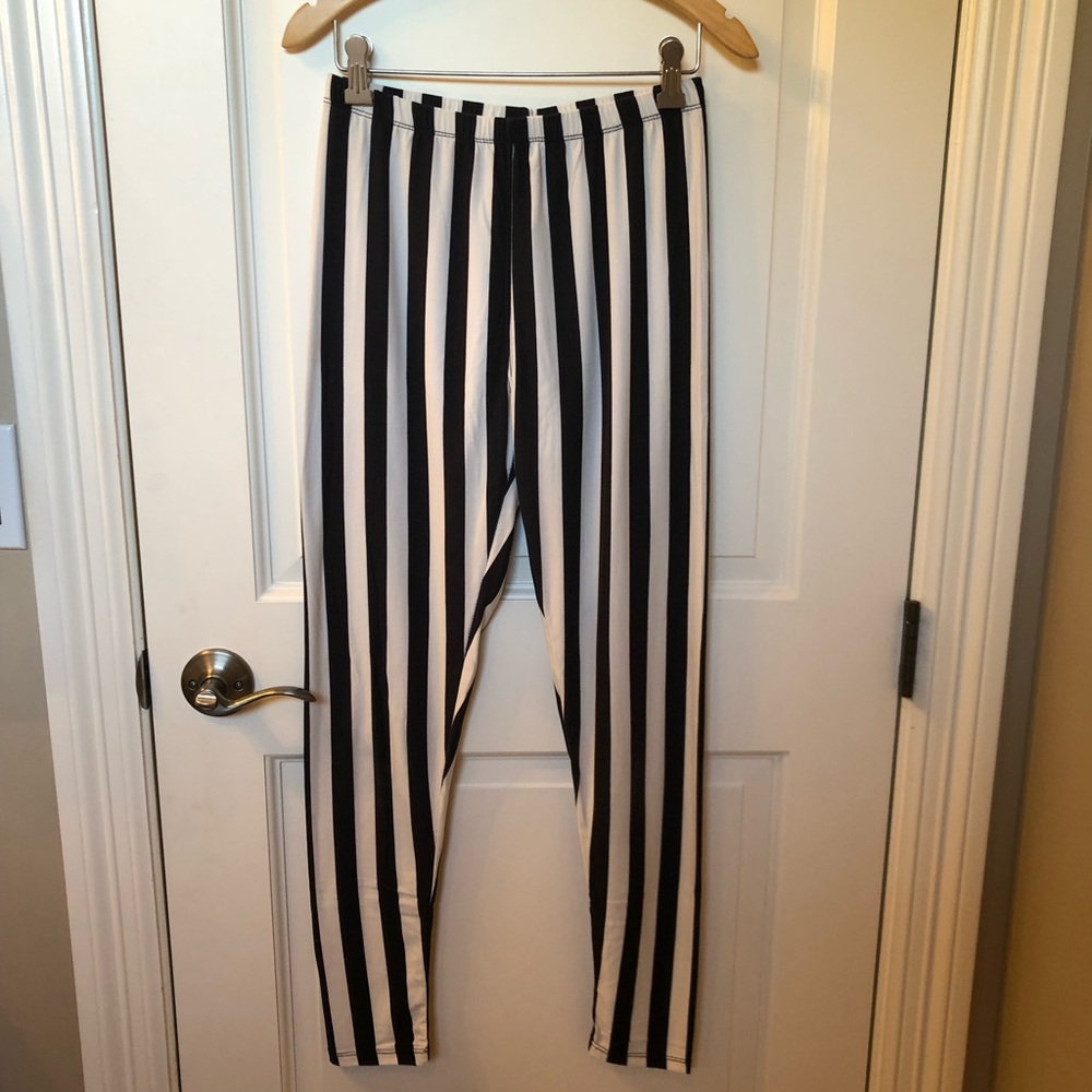 Yoga/Legging Pants • One Size